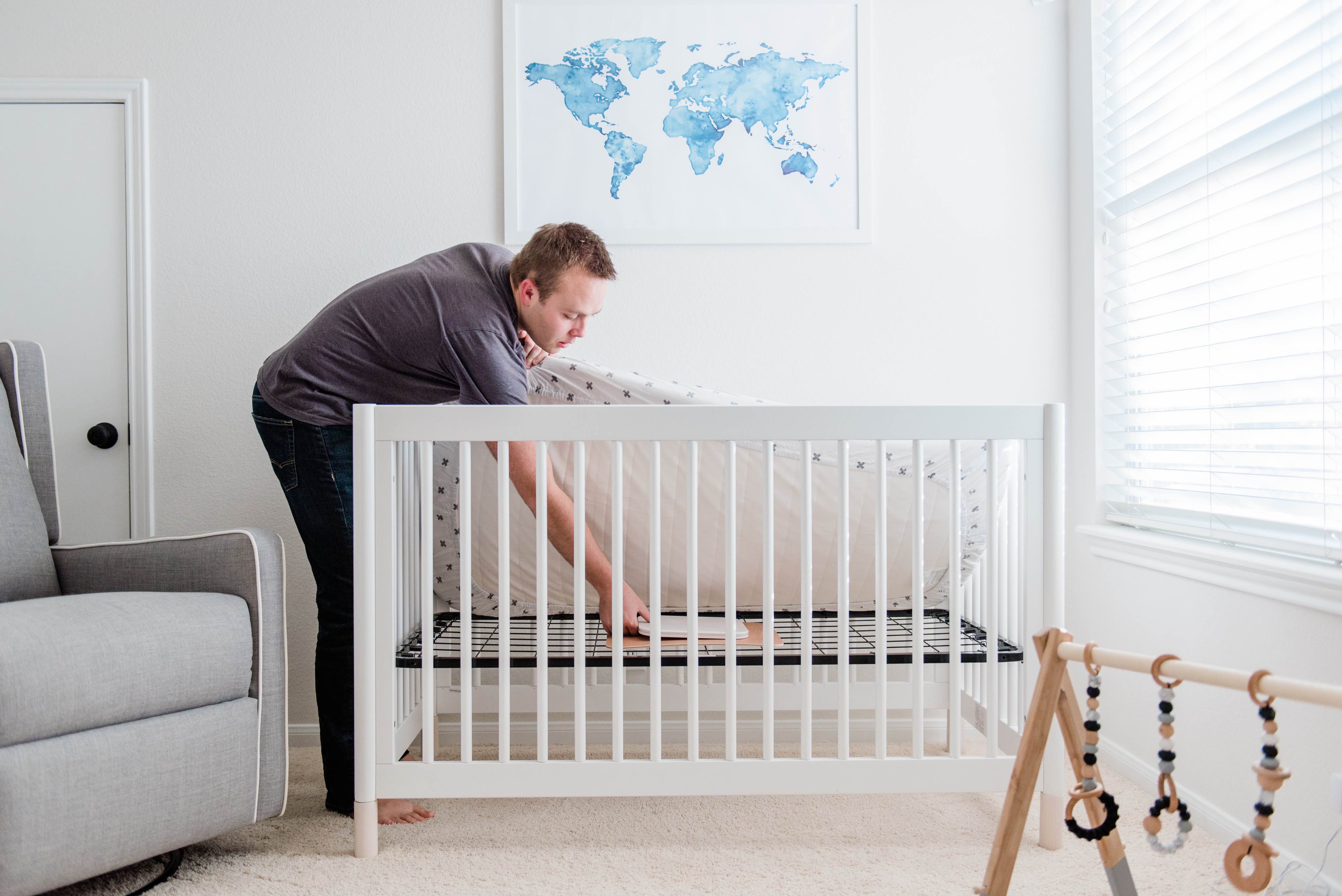 angelcare-movement-sensor-pad-installation-mattress.jpg